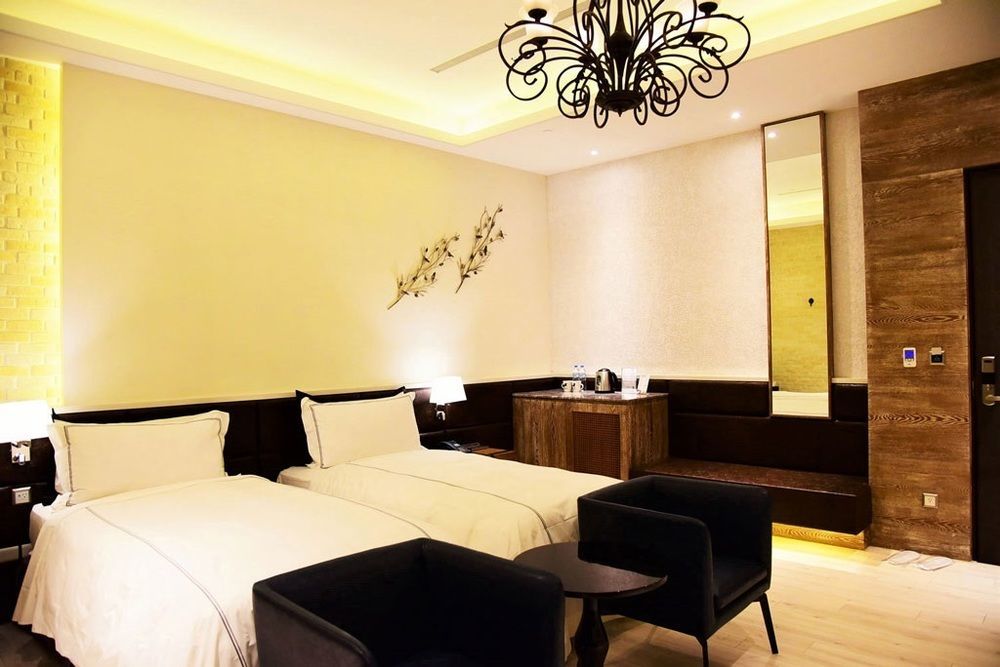 The Castle Ballet Taichung A Boutique Hotel Exterior photo
