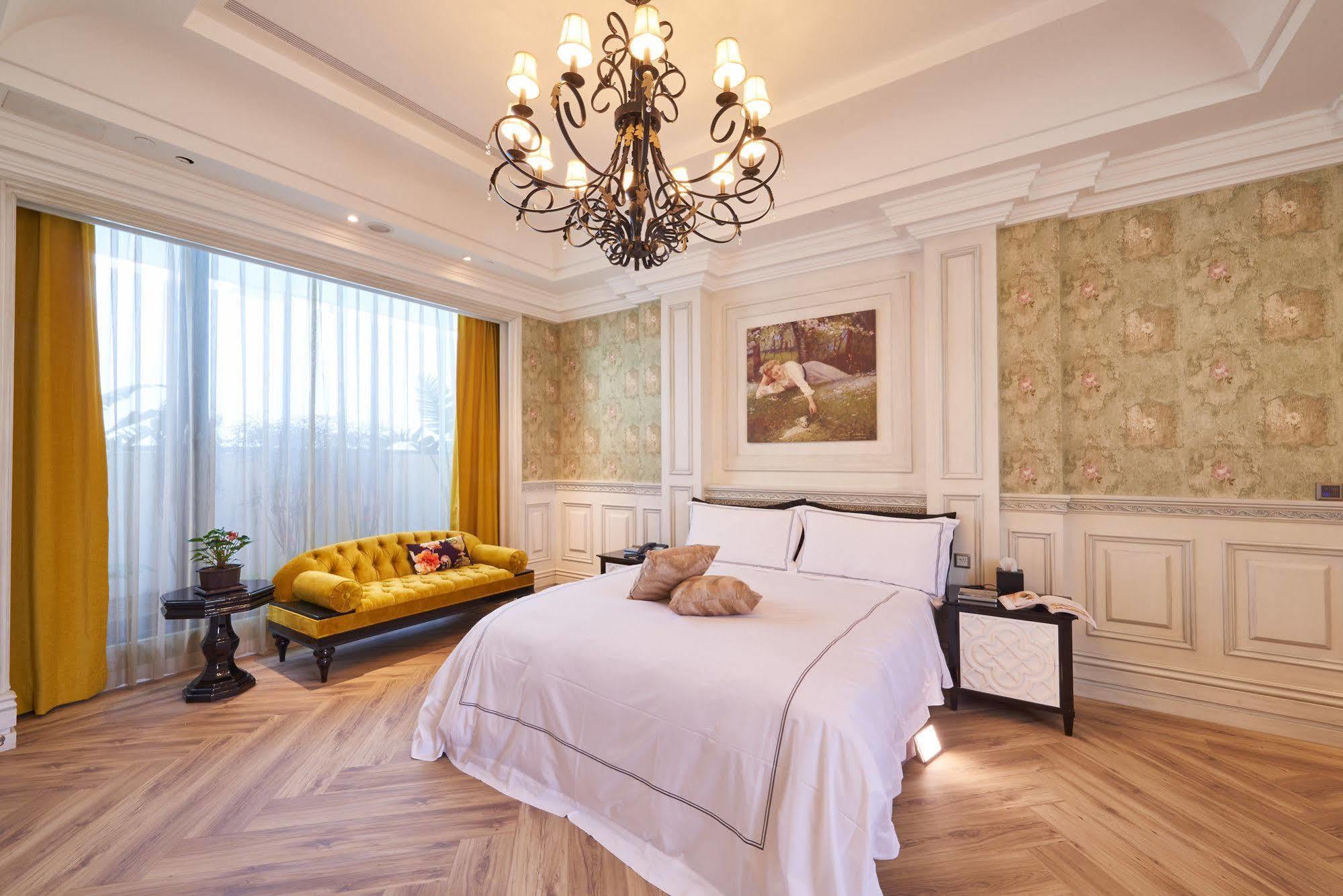 The Castle Ballet Taichung A Boutique Hotel Exterior photo