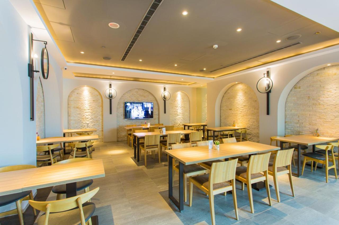 The Castle Ballet Taichung A Boutique Hotel Exterior photo